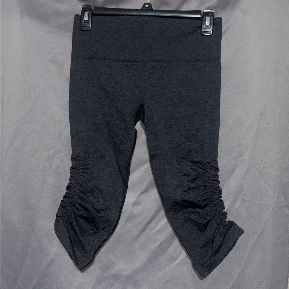 LULULEMON In The Flow Crop II Leggings Size 8